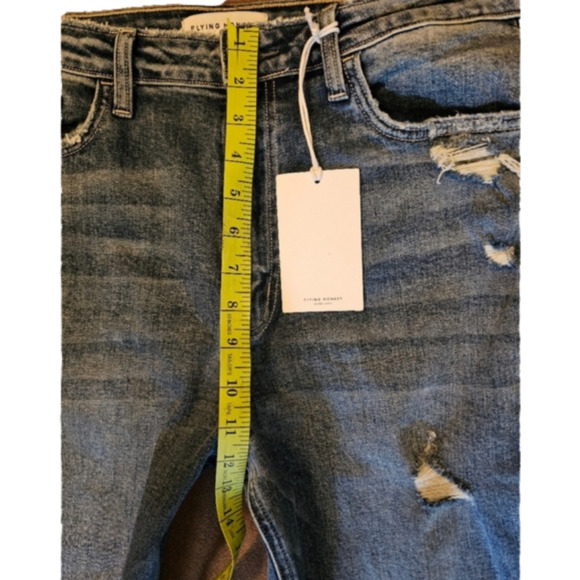 Flying Monkey Light/Medium Wash High Rise Boyfriend Straight Leg Jeans Size 30 - Picture 15 of 16